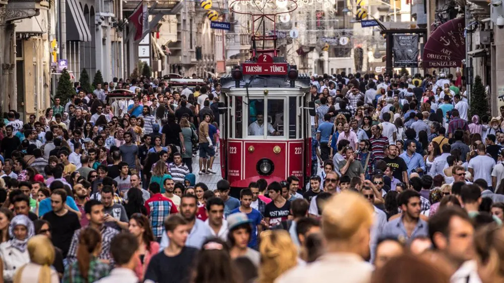 Türkiye yaşlı ve yoksul ülke olma yolunda