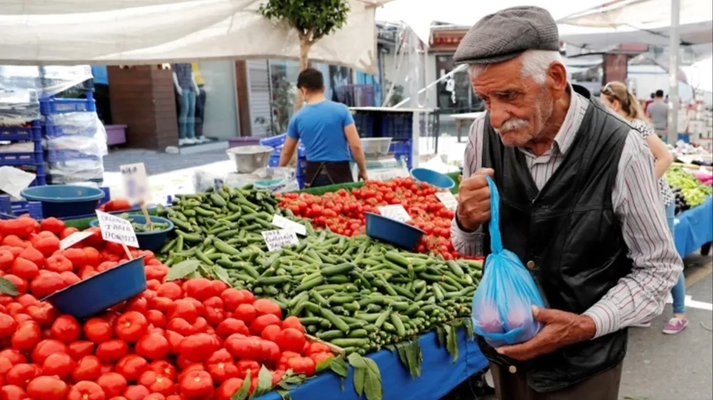 Açlık sınırı ile asgari ücret makası açılıyor