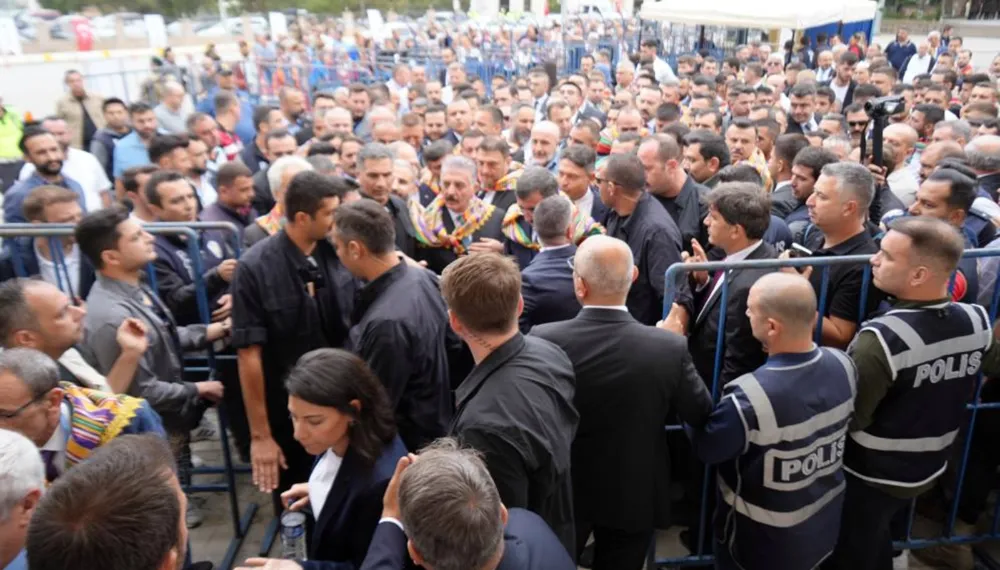 Cumhur İttifakı’nda türbe krizi