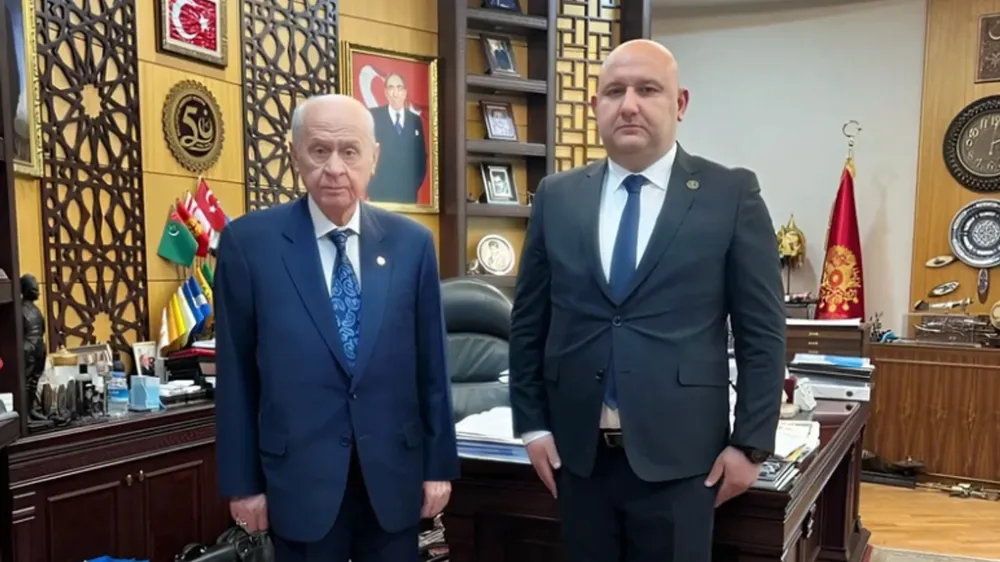 MHP Antalya İl Başkanı Onur Temel istifa etti