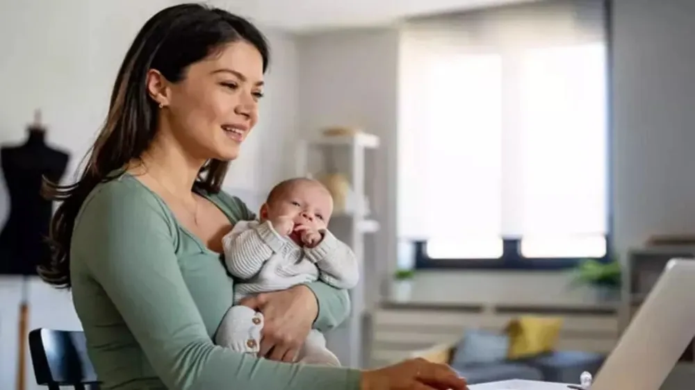 Annelik izni 20 haftaya, babalık izni 10 güne çıkıyor