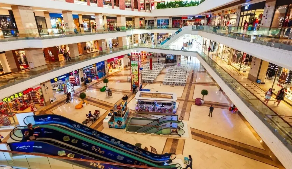 AVM’lerde yeme-içme satışları geriledi