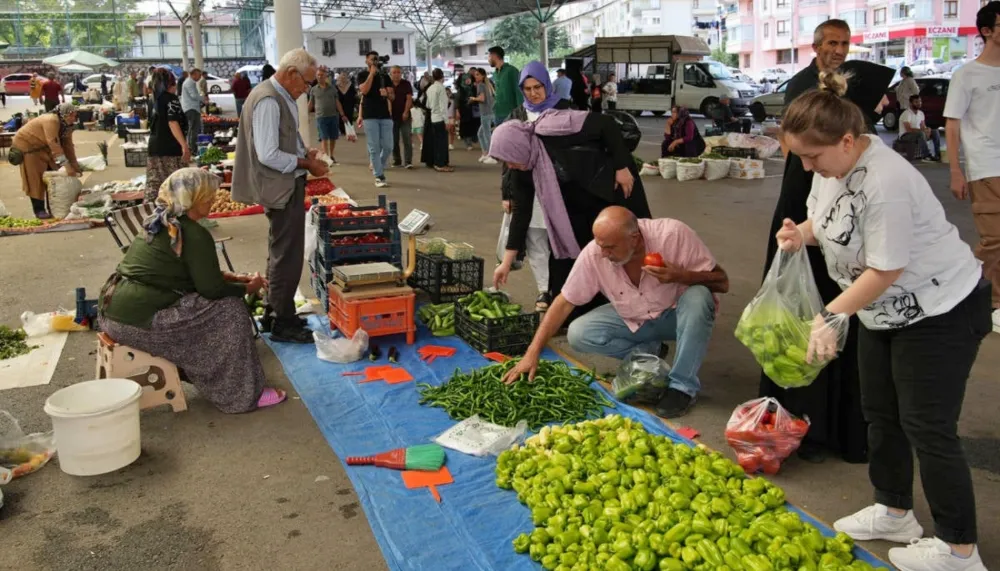 Açlık sınırı 28 bin 412 TL’ye yükseldi