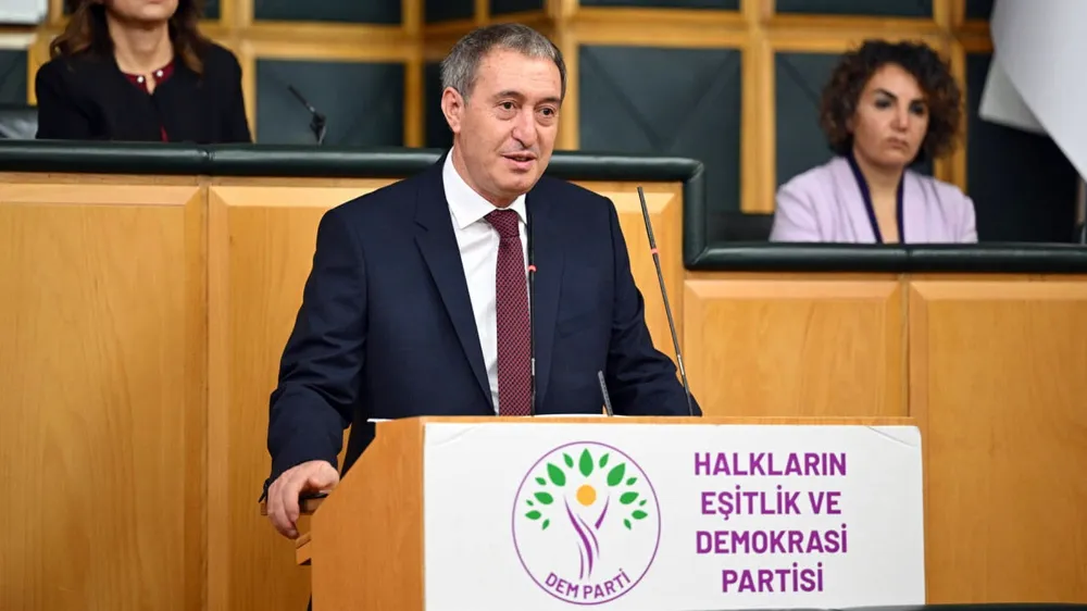Diğerlerinin de aynı şekilde silah bırakması için bir geçiş yasası gerekiyor