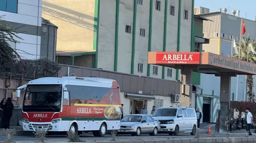 Makarna fabrikasında 11 işçi hastanelik oldu