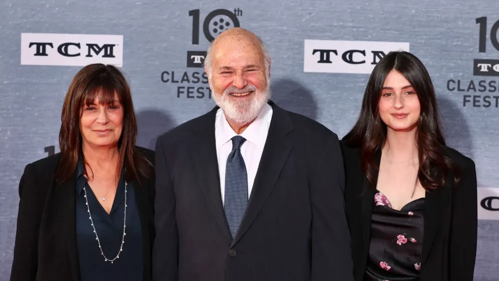 Ünlü yönetmen ve eşi lüks malikanelerinde ölü bulundu!