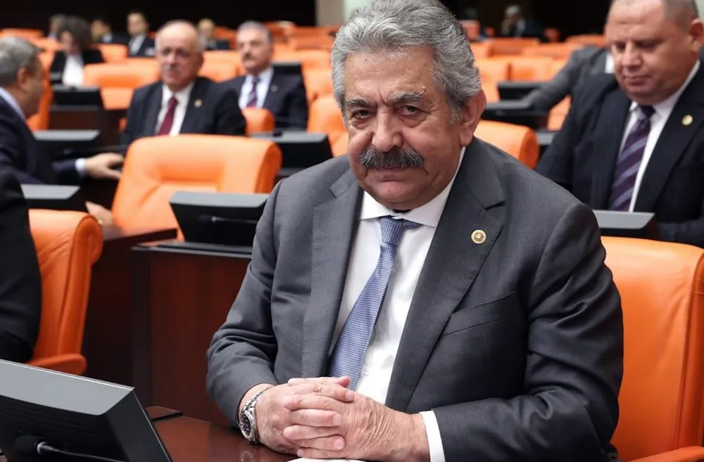 Güler misin, ağlar mısın?