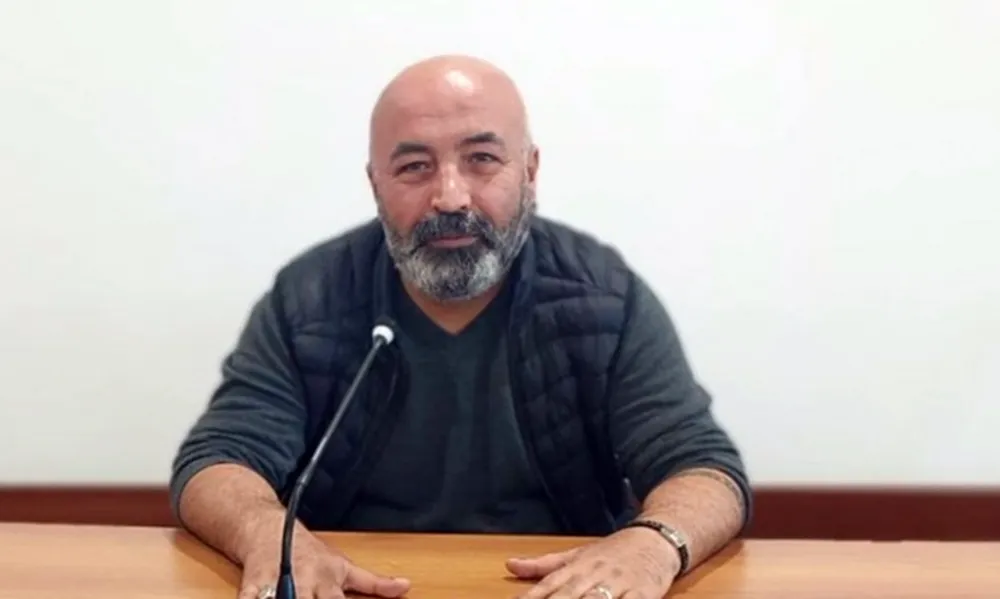  Bülent Çavuş