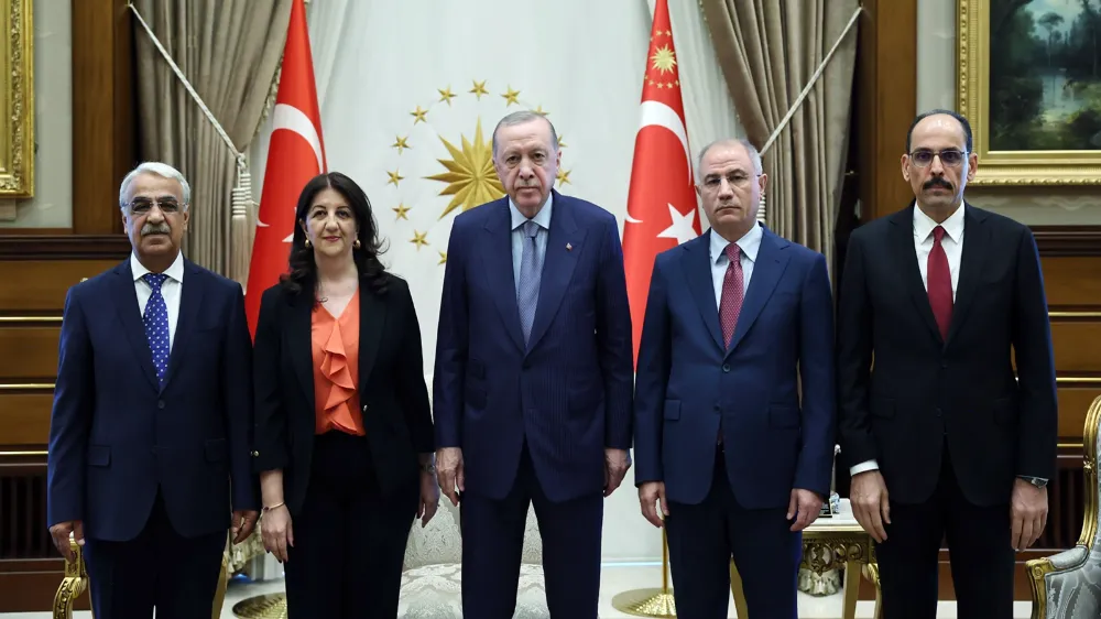 Yeni aşamada istişarelere ihtiyaç var 