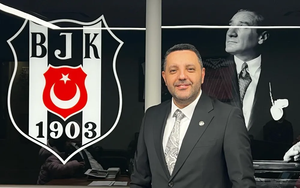 Ünlü oyuncular, özel gereksinimli çocuklarla birlikte tiyatro sahnesinde