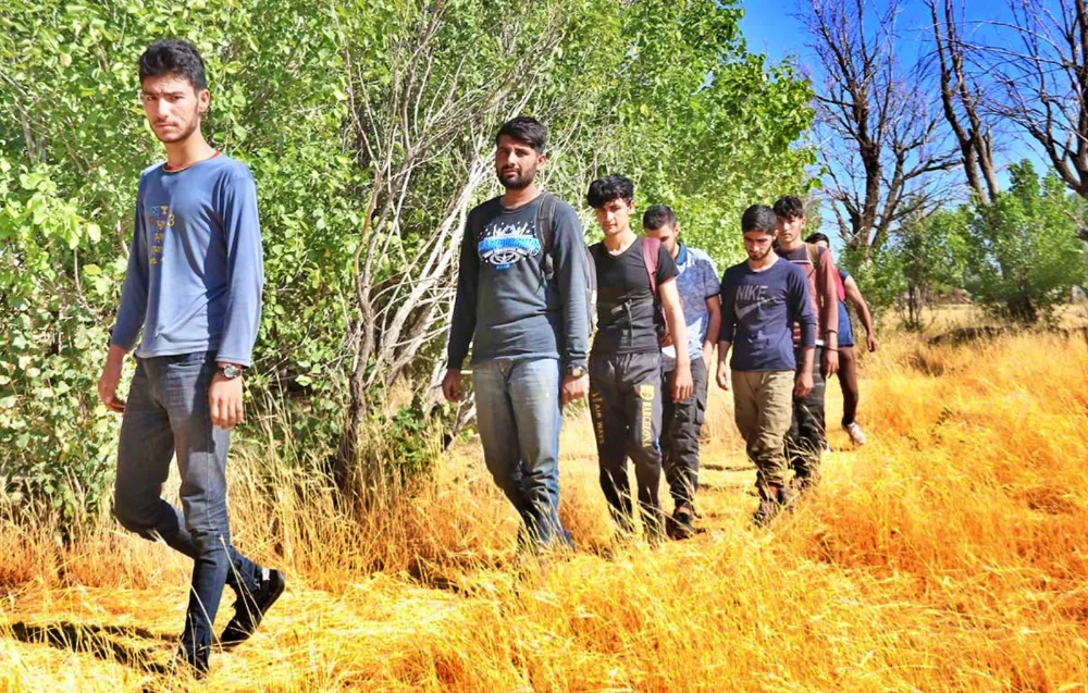 İran, 2 milyona yakın düzensiz göçmeni ülkelerine gönderdi