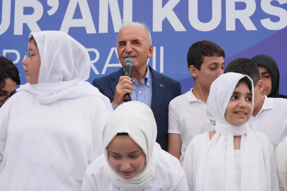 ÜMRANİYE’DE YAZ KUR’AN KURSU KAPANIŞ PROGRAMIYLA TAÇLANDI