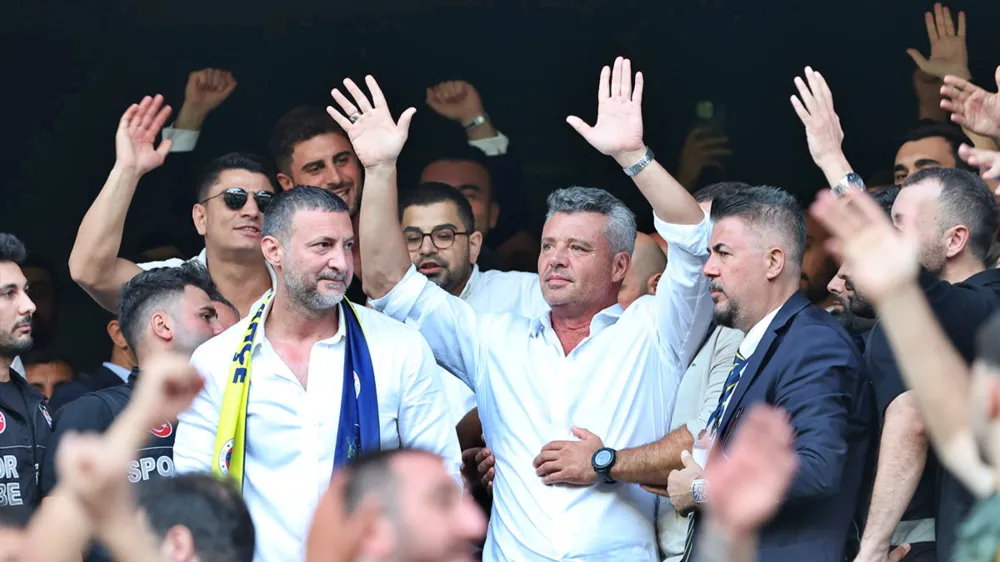UEFA Sadettin Saran