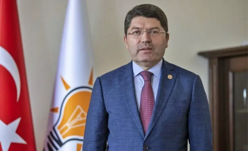 CHP İstanbul İl Başkanlığı önünde yaşananlara ve paylaşımlara soruşturma