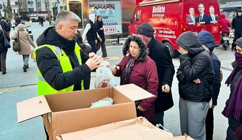 Ümraniye Belediyesi İftara Yolda Yakalananları Unutmuyor