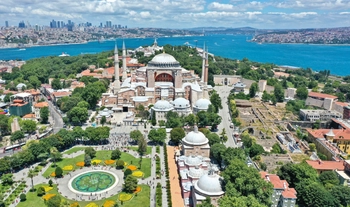 İstanbul’da 27 CHP’li başkanın 12’si görevden uzaklaştırıldı